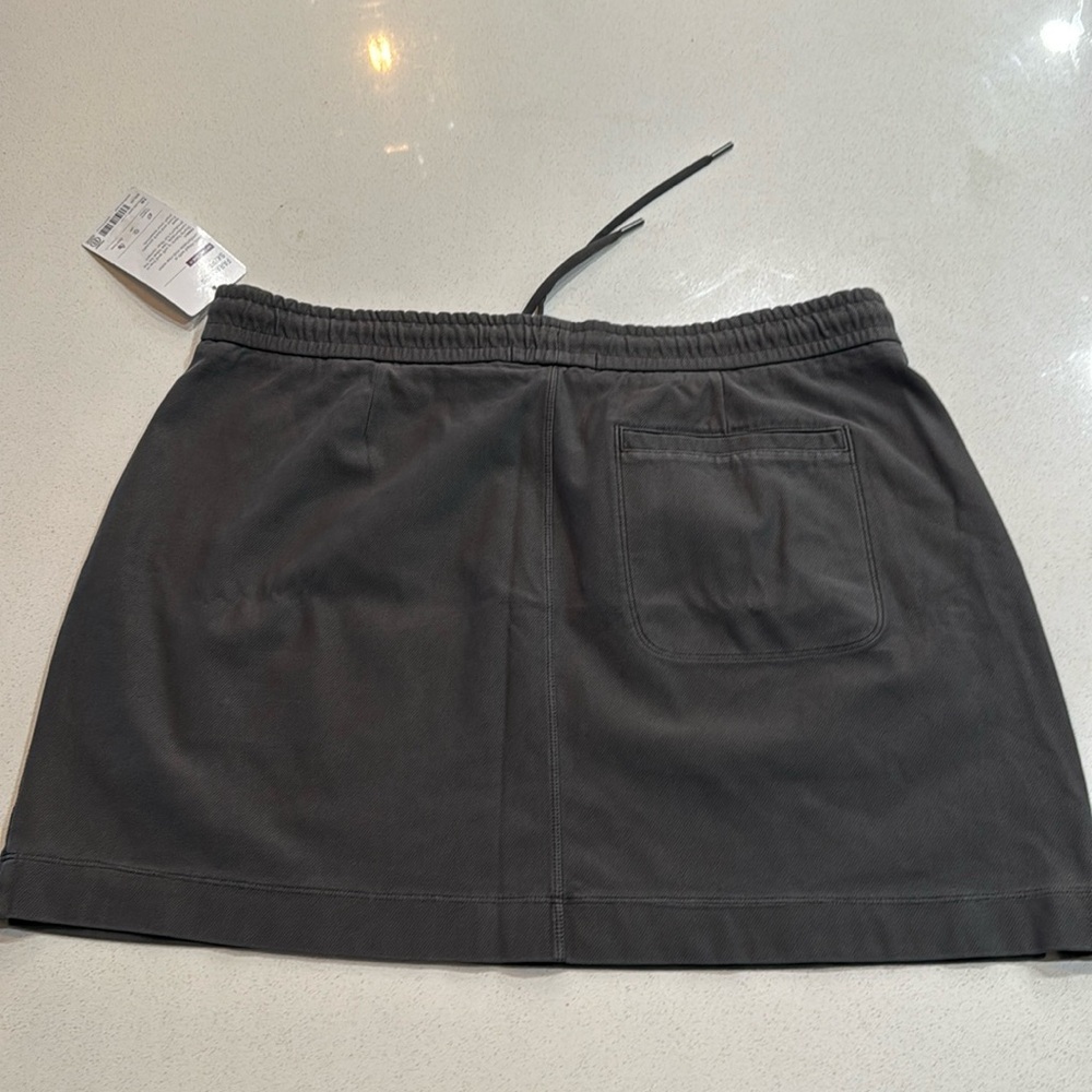NWT Athleta Farallon Women's Dark Gray Cotton Spandex Draw String Skirt Size 16 - Picture 2 of 7